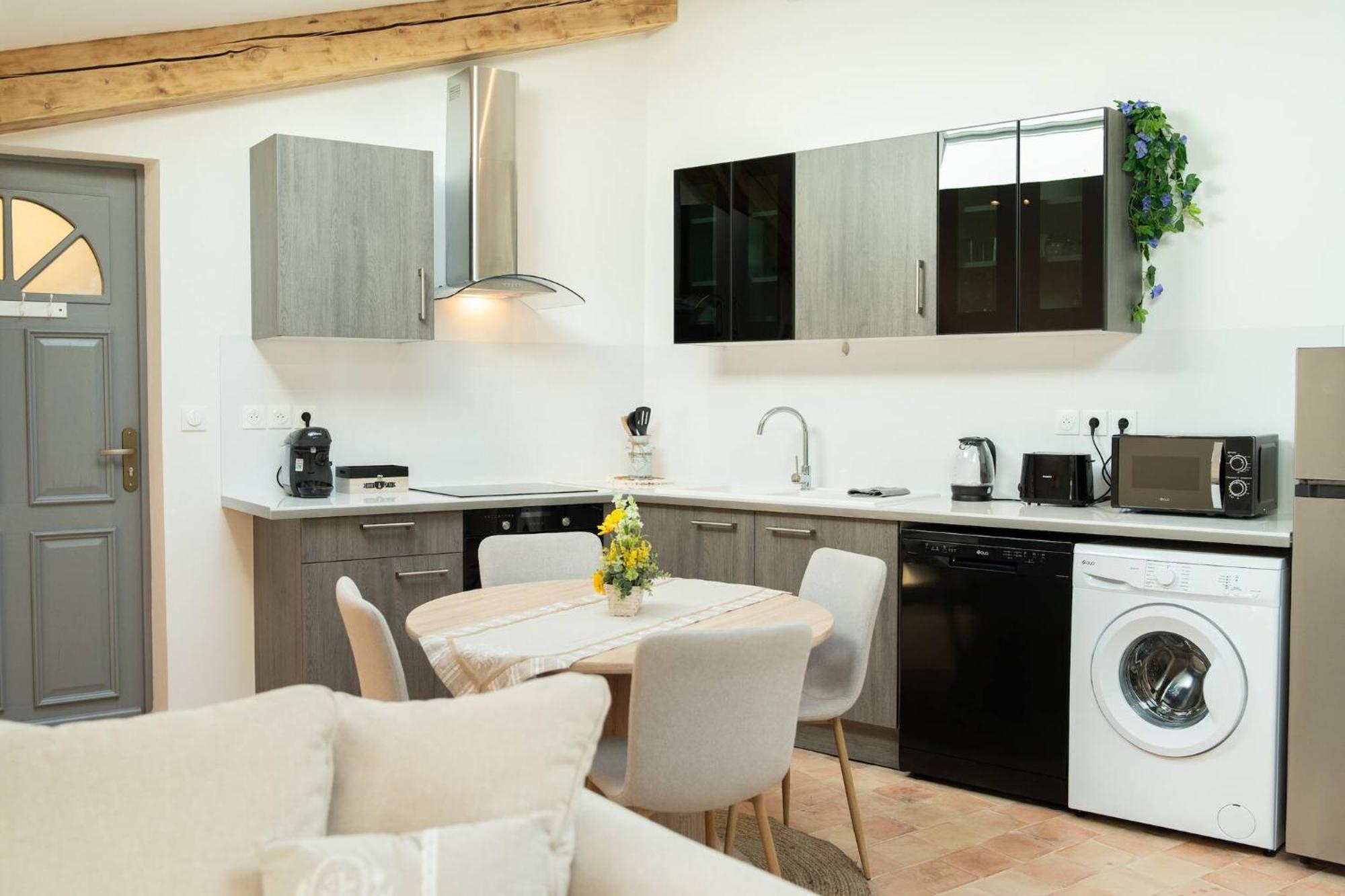 Le Lavandin Classe 3 Etoiles 리에 외부 사진